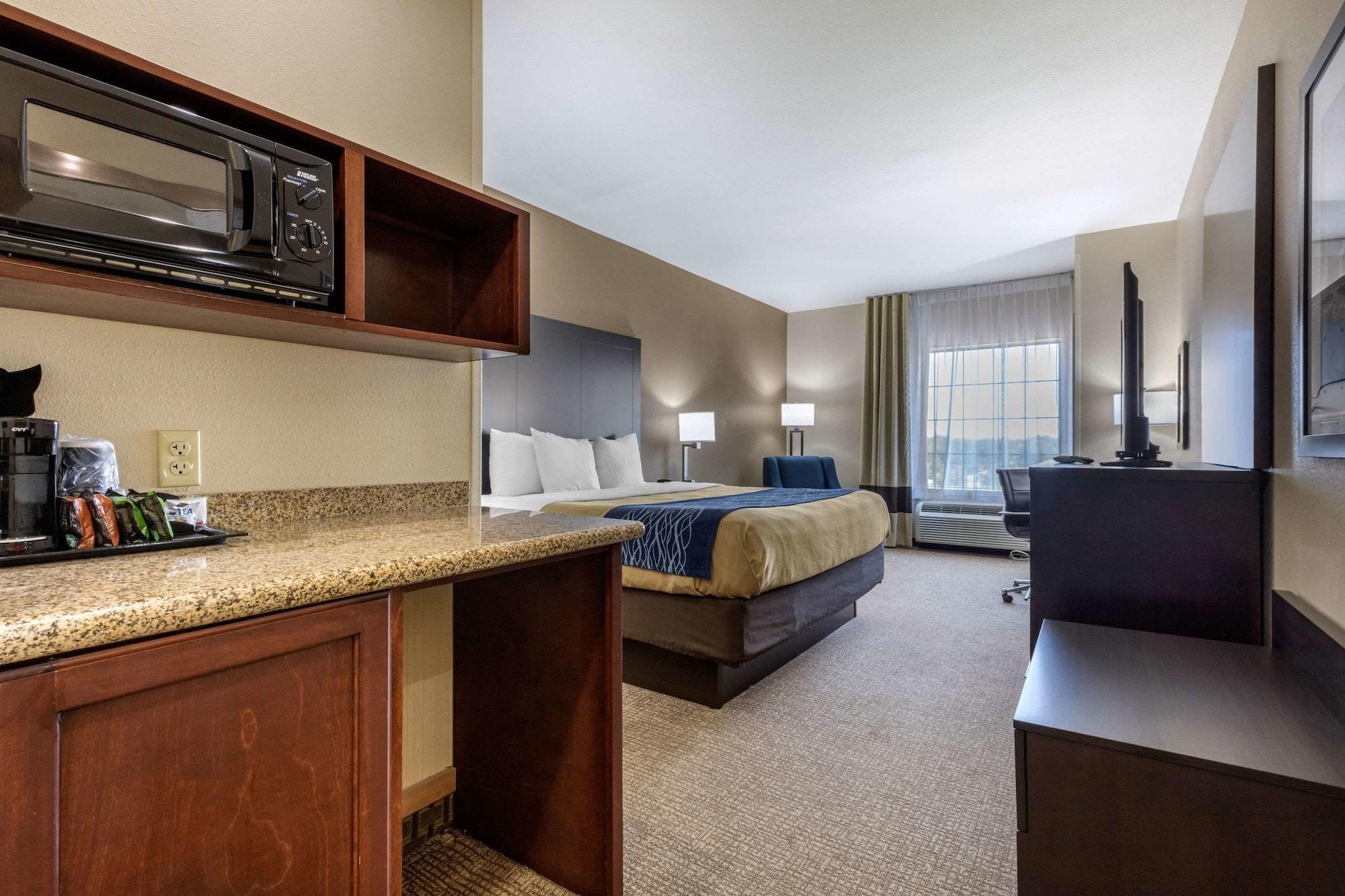 Comfort Inn & Suites North Little Rock Mccain Mall Екстер'єр фото