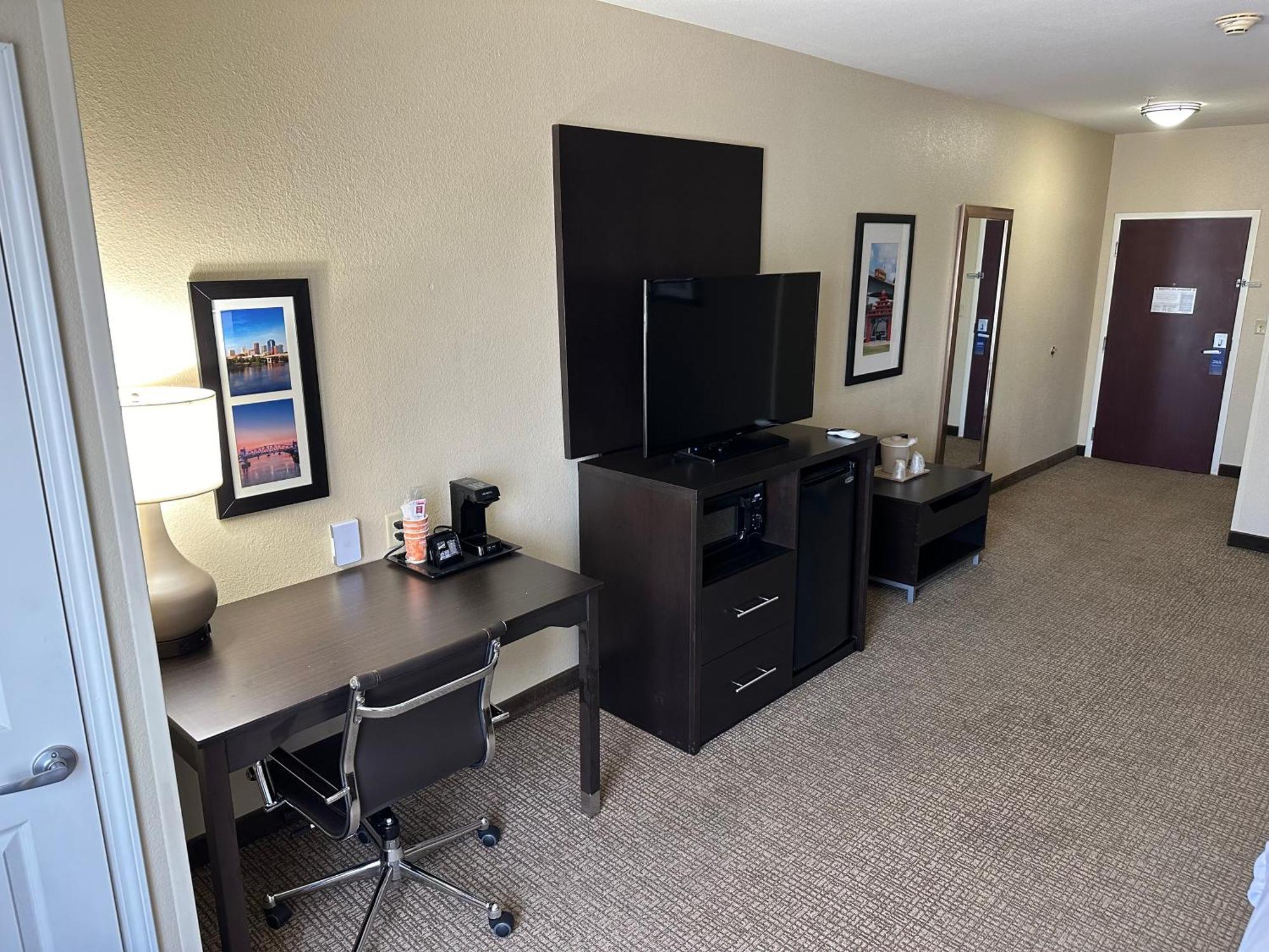 Comfort Inn & Suites North Little Rock Mccain Mall Екстер'єр фото