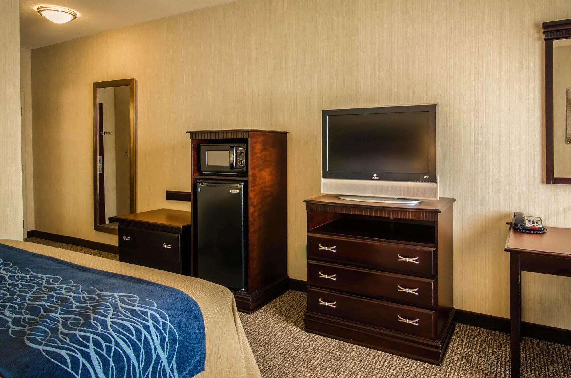 Comfort Inn & Suites North Little Rock Mccain Mall Екстер'єр фото
