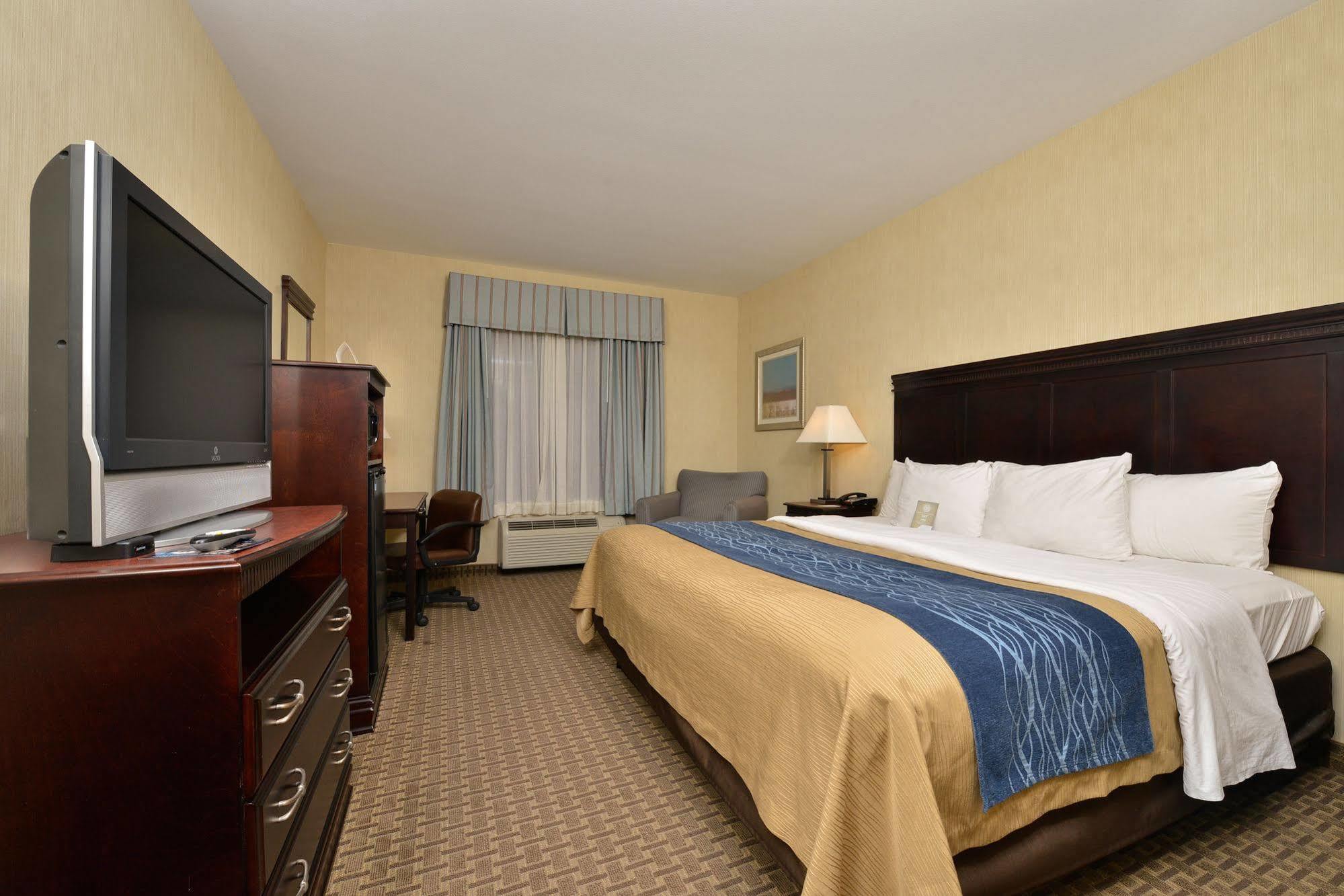 Comfort Inn & Suites North Little Rock Mccain Mall Екстер'єр фото
