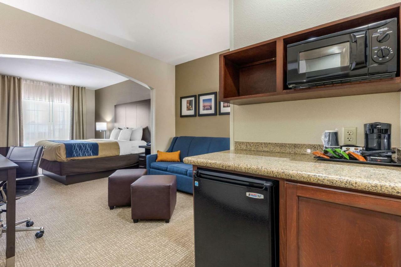Comfort Inn & Suites North Little Rock Mccain Mall Екстер'єр фото