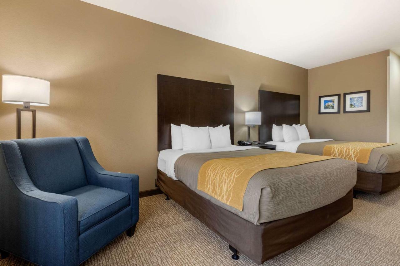 Comfort Inn & Suites North Little Rock Mccain Mall Екстер'єр фото